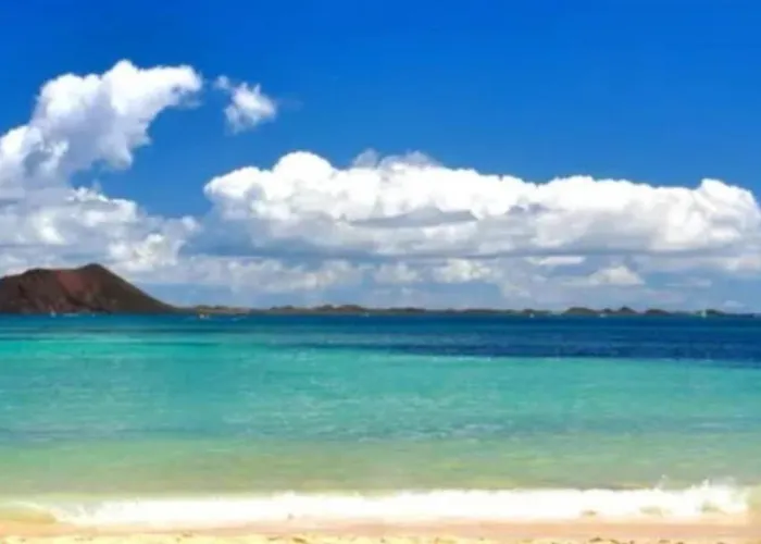 Centro De Con Vistas A Isla De Lobos *