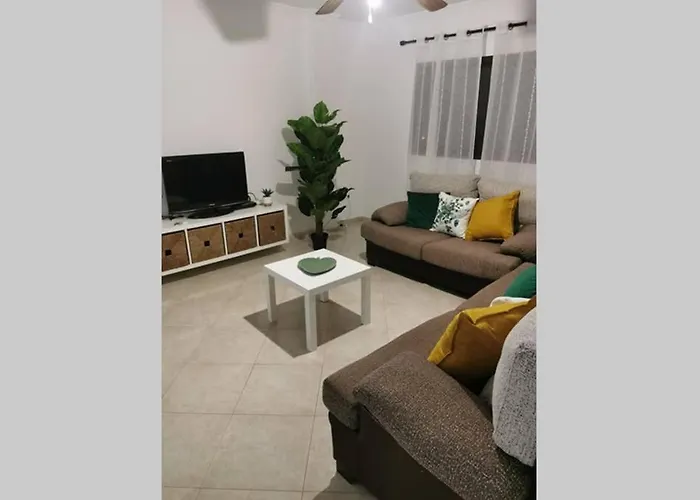 Centro De Con Vistas A Isla De Lobos