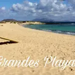 Дом отдыха Centro De Con Vistas A Isla De Lobos Коральео
