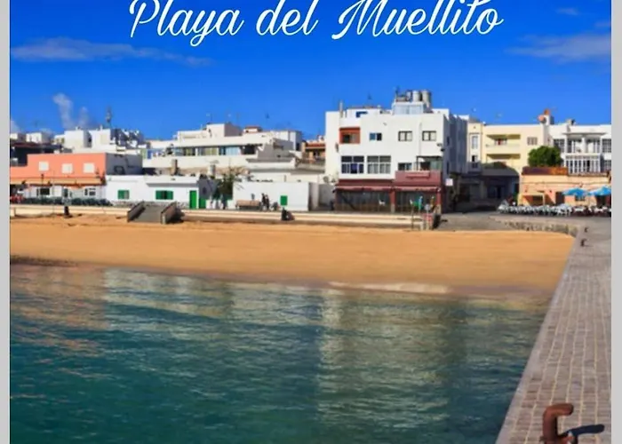 Centro De Con Vistas A Isla De Lobos * 코라레호