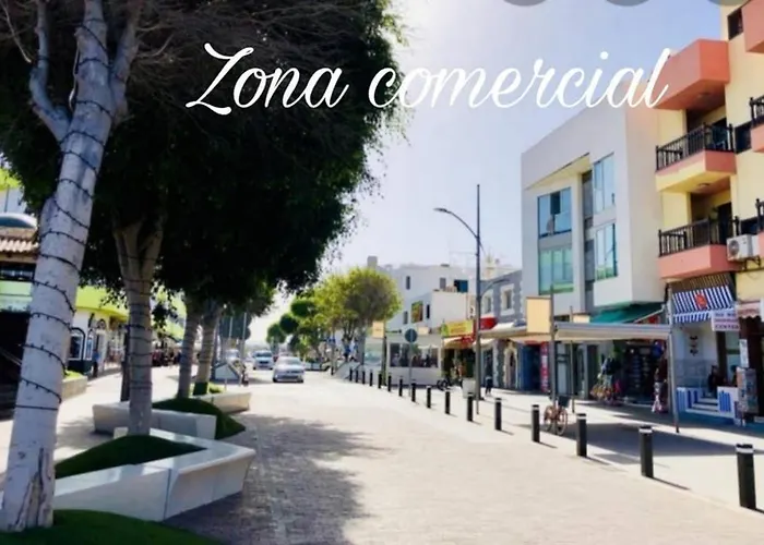 Centro De Con Vistas A Isla De Lobos
