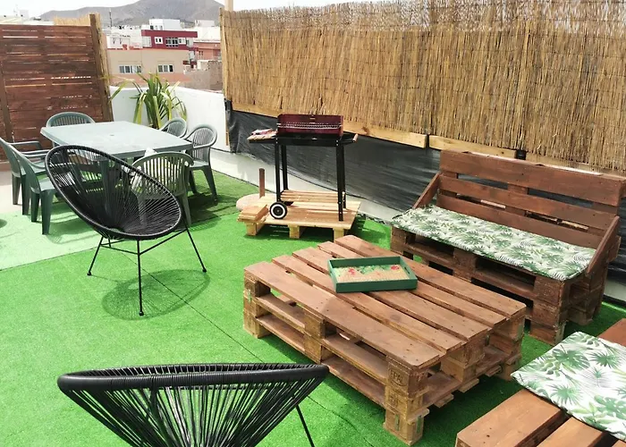 Centro De Con Vistas A Isla De Lobos Corralejo